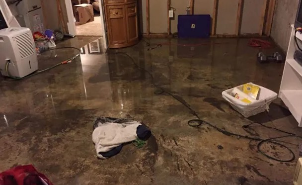 Emergency Water Extraction in Newton, MA